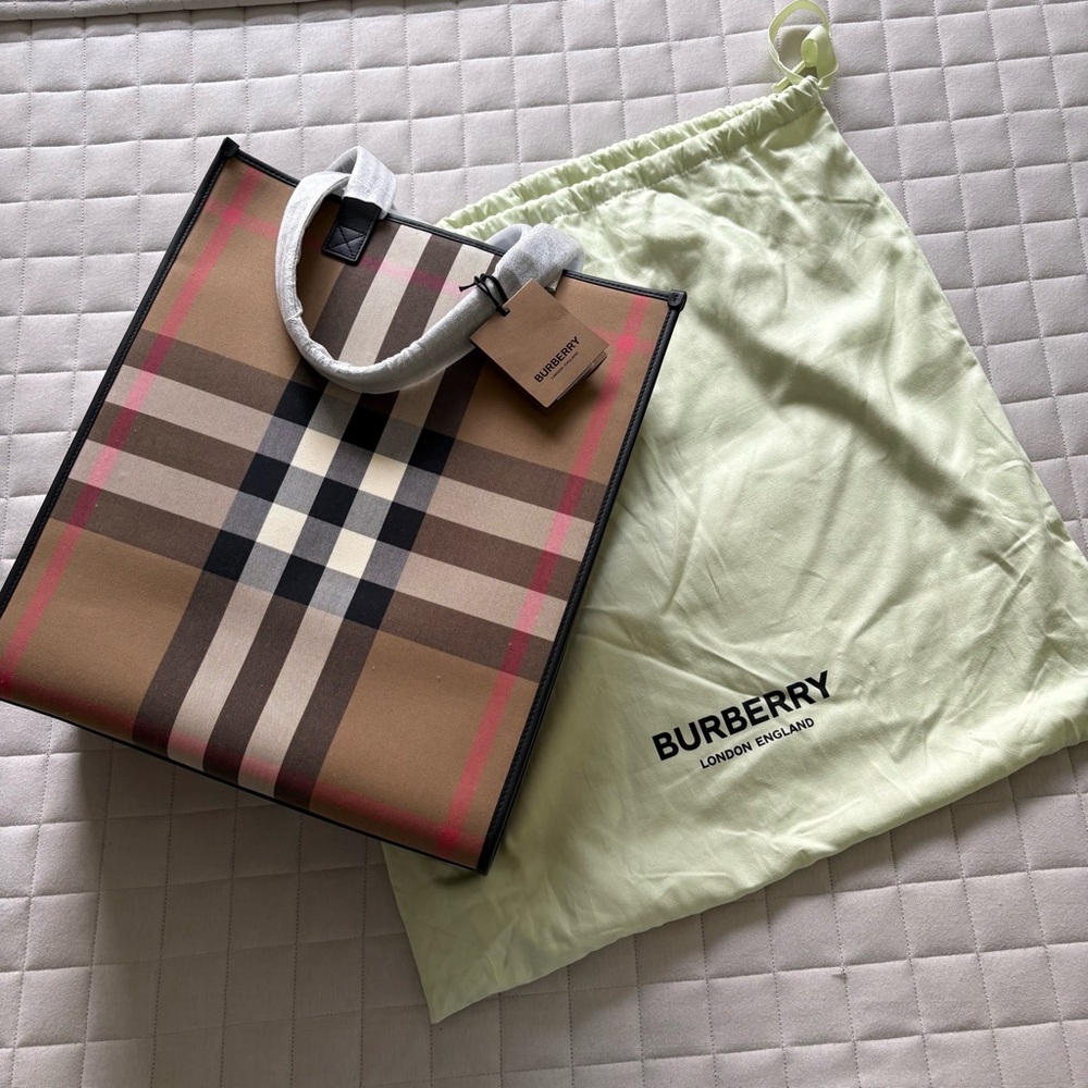 AUTHENTIC Burberry Plaid Book Tote Bag - Iconic Checker Design